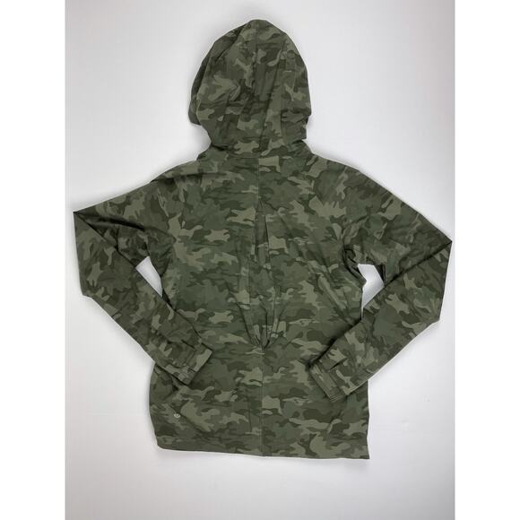 🦄 RARE Lululemon Rise & Shine Jacket II Savasana Camo Fatigue Green 8 - Picture 5 of 7